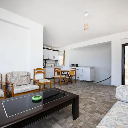 Peaceful Hous Villa